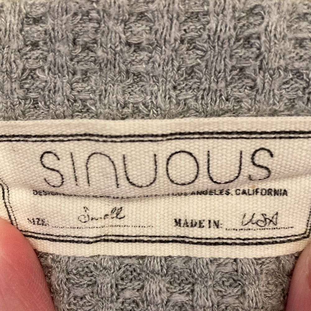 Sinuous blouse - Picture 2 of 3